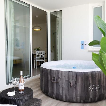 Apartamento Apulialux Polignano High Class / Jacuzzi + Parking Polignano a Mare Exterior foto