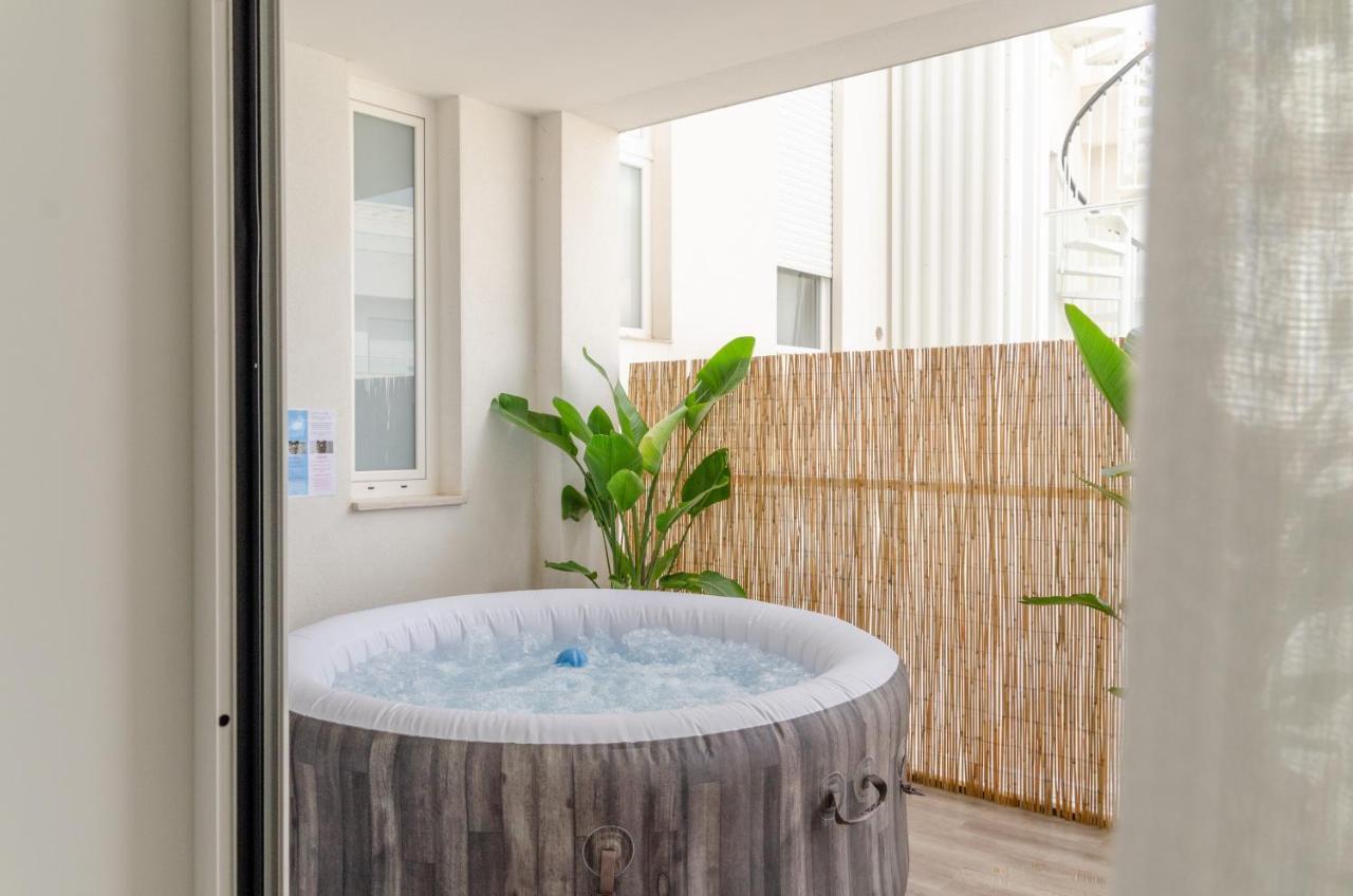 Apartamento Apulialux Polignano High Class / Jacuzzi + Parking Polignano a Mare Exterior foto